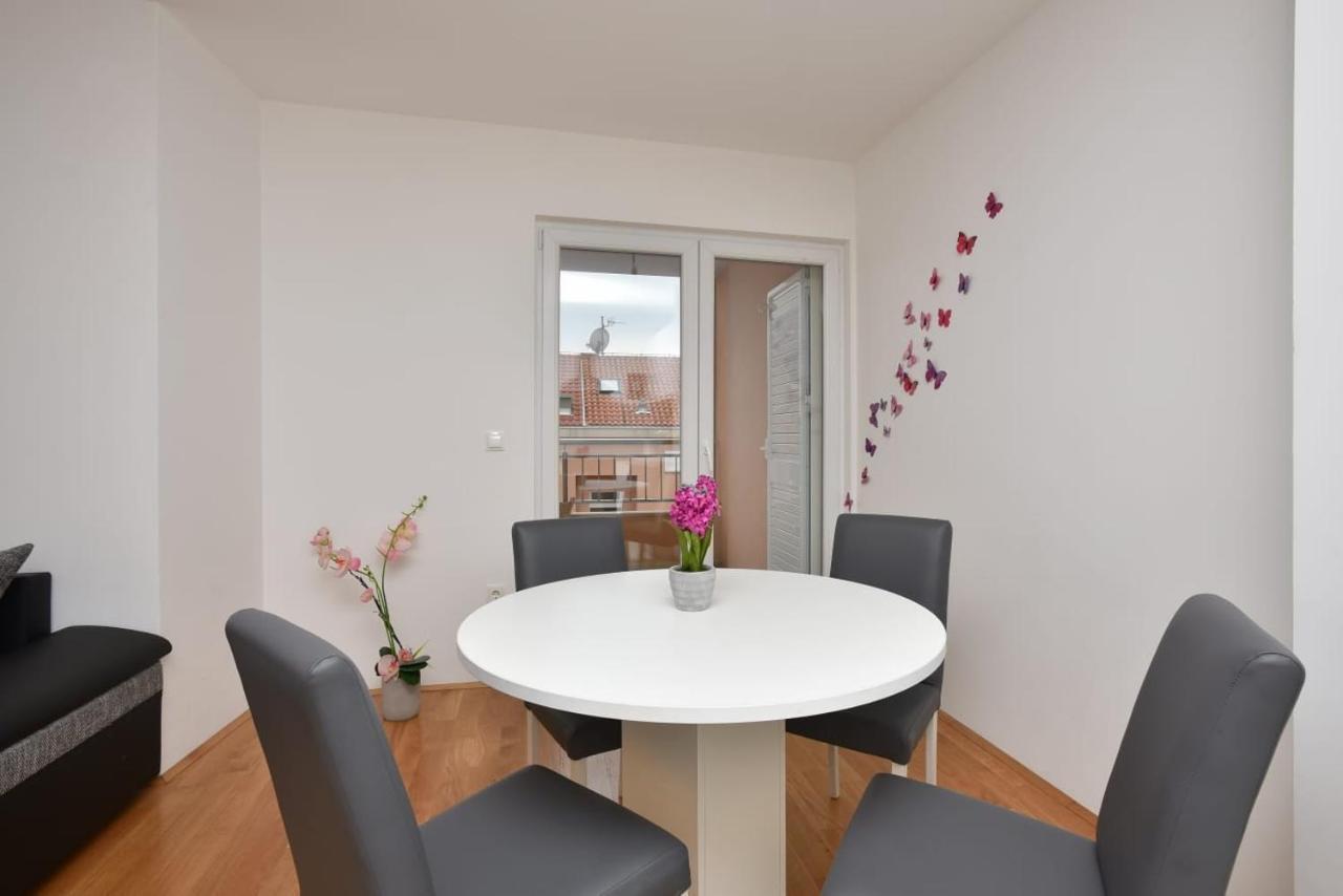 Apartment Anna A2+2 Makarská Exteriér fotografie